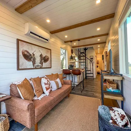 New The Flagship 2 Story Container Home Waco Extérieur photo