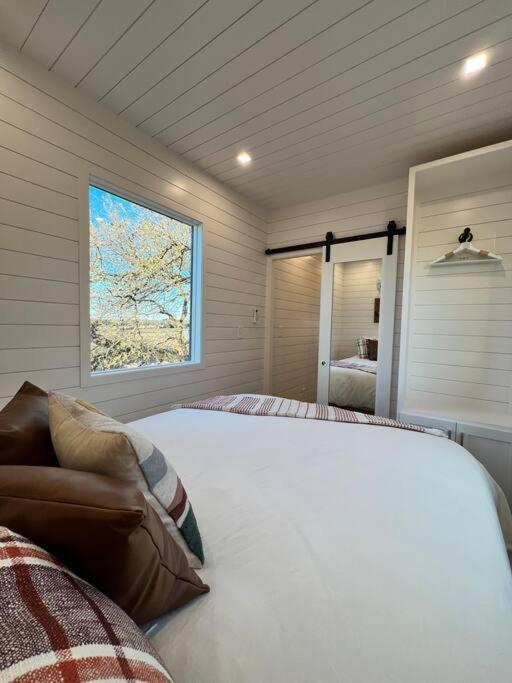 Hébergement de vacances New The Flagship 2 Story Container Waco