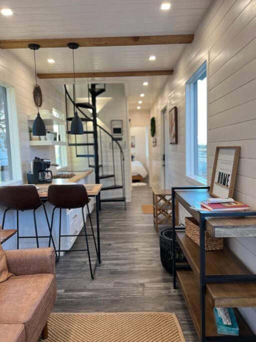 New The Flagship 2 Story Container Holiday home *