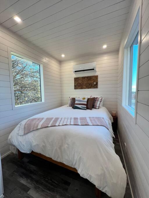 New The Flagship 2 Story Container Holiday home