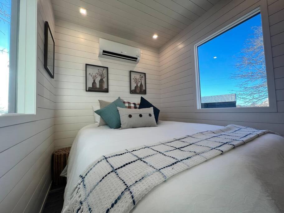 New The Flagship 2 Story Container Holiday home *