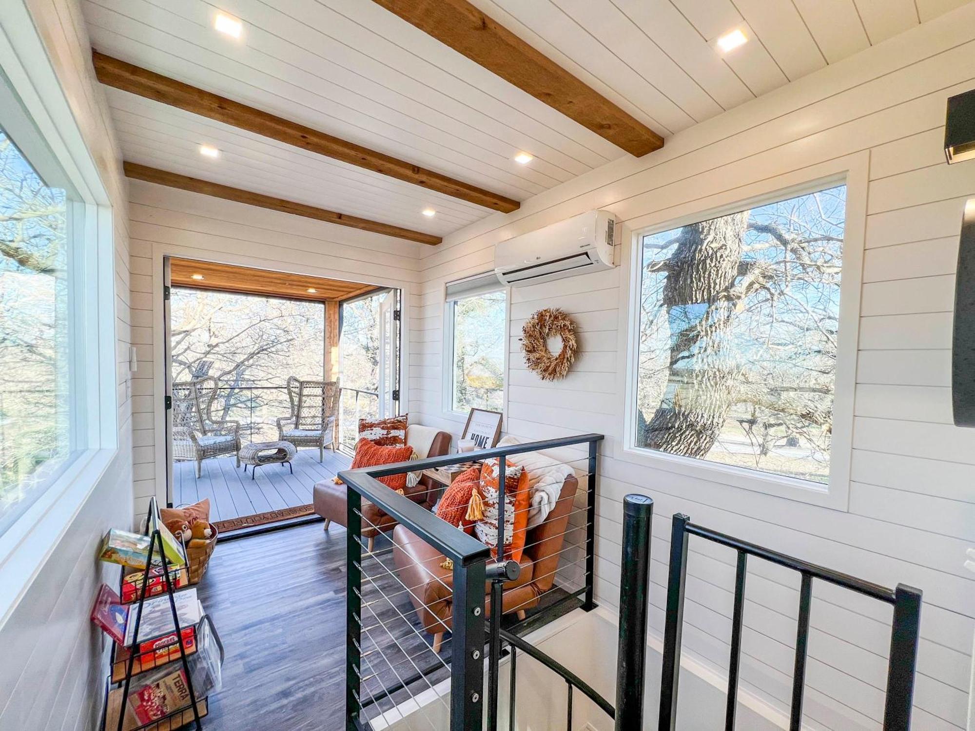 Holiday home New The Flagship 2 Story Container Waco